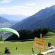 Paragleiter am Elfer, Stubaital, Österreich © Brigitte und Berndt Belger Paragleiter am Elfer, Stubaital, Österreich