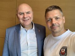 Thomas Bergner (l.) mit Dr. René Mettke