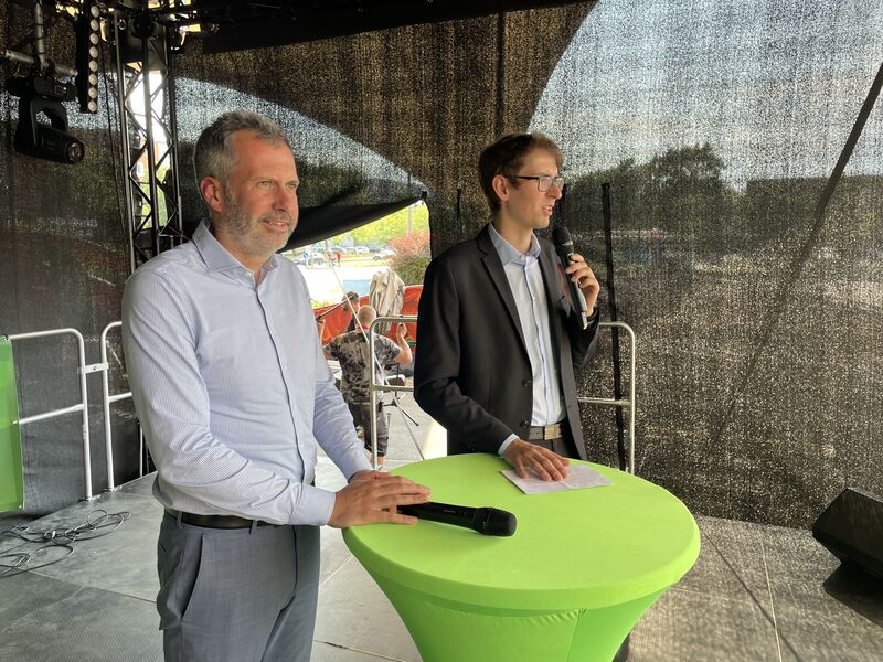 Oberbürgermeister Tobias Schick und Tom Riedel, Vorsitzender des Bürgervereins Sachsendorf-Madlow