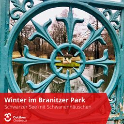 Schwarzer See mit Schwanenhäuschen