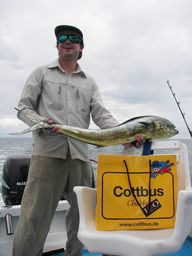 Solch stolze Exemplare erwischt man sicherlich nicht nur beim Hochseeangeln im Pazifik (Foto: Bernd Koal). 
