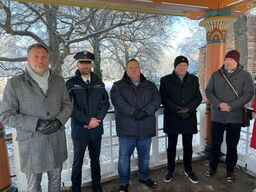 Pressetermin am Teehäuschen