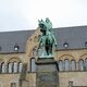 Vor dem Denkmal Barbarossas/Kaiserpfalz Goslar © Volker Kahdemann Vor dem Denkmal Barbarossas/Kaiserpfalz Goslar