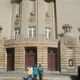Vor dem Staatstheater in Cottbus © Sangeetha Parthasarathi Vor dem Staatstheater in Cottbus